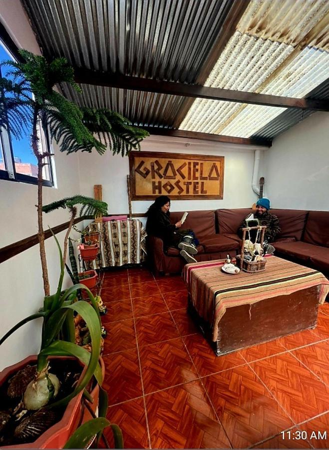 Hostal Graciela Oruro Esterno foto